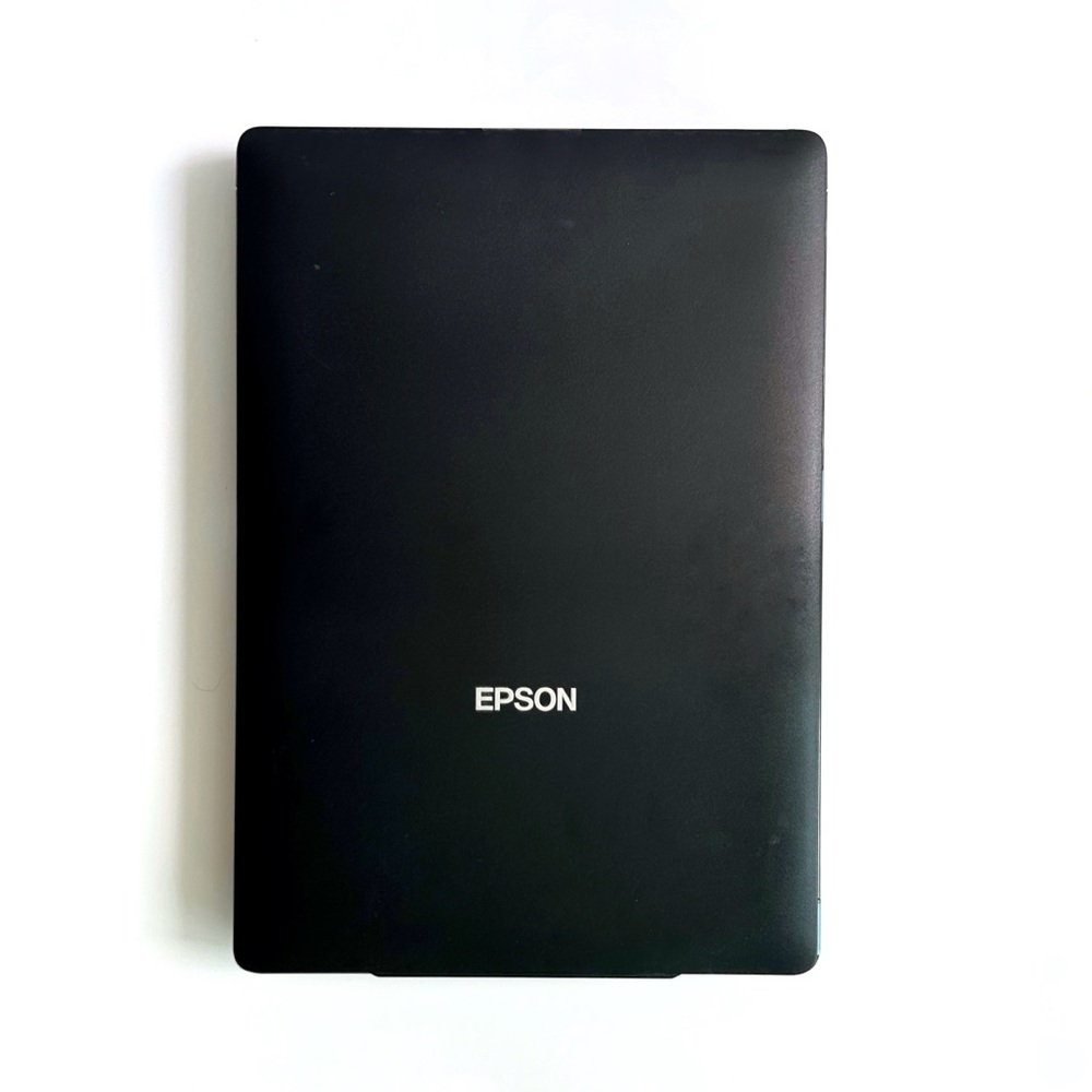 Epson Scanner Perfection V39 II Flatbed Portable Photo Scanner, Black
